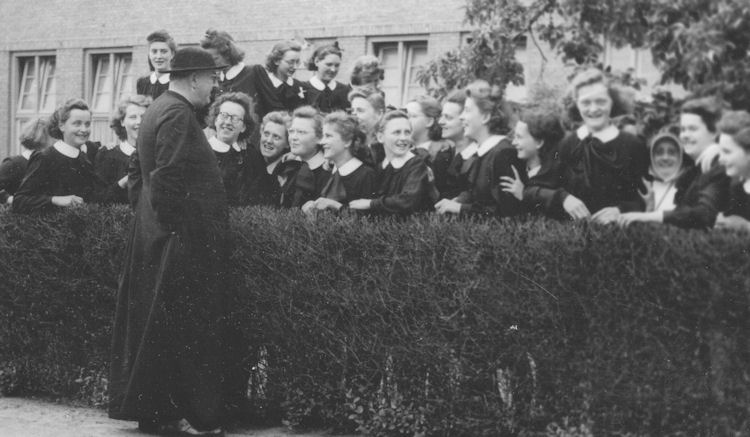 Bestand:Kweekschool 1942-21.jpg