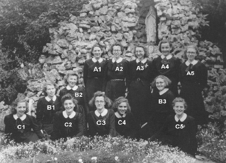 Bestand:Kweekschool 1943-01.jpg