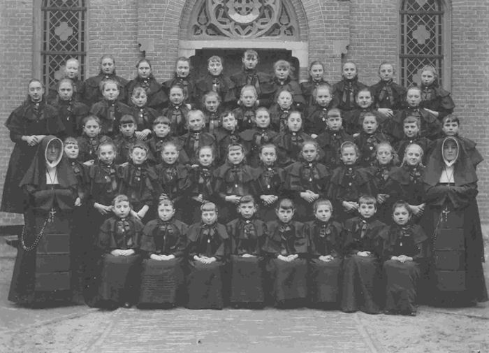 Bestand:Kweekschool 1896-01.jpg