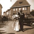 Bruidspaar van Leest. Kerkplein en Kerkstraatje. Voor meer details klik hier.