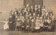 De Mariaschool Pastoor van Erpstraat 4. Klassenfoto. Voor meer details klik hier.